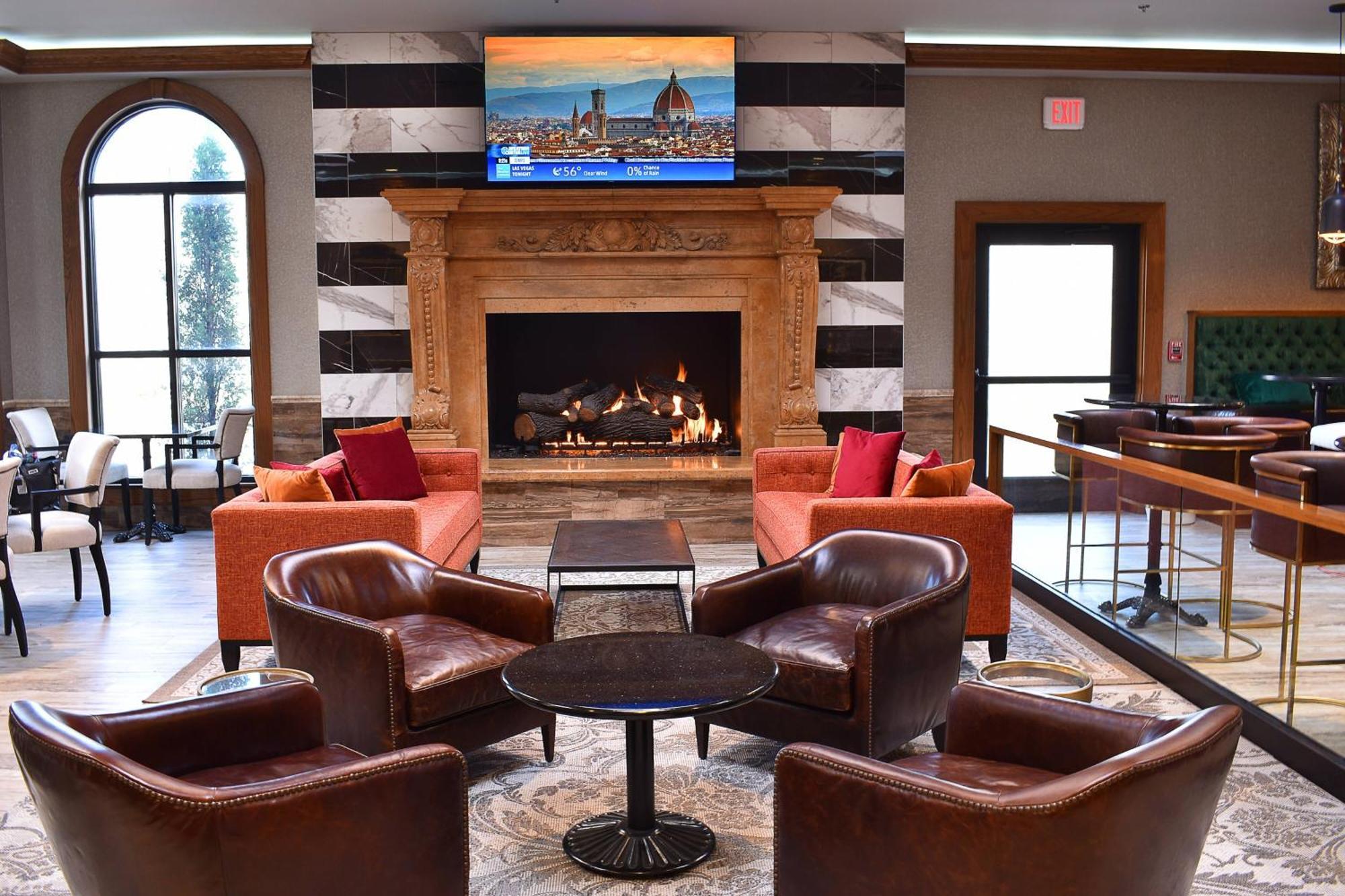 Delta Hotels By Marriott Indianapolis East Buitenkant foto